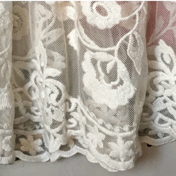 Sundance Lace Embroidered Sheer Mesh Creme/Ivory Tunic - Picture 9 of 11